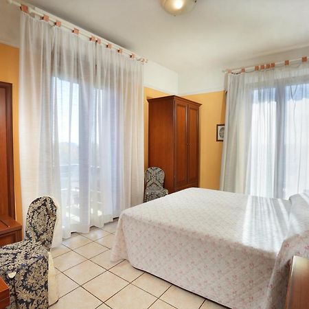 Hotel Salus Montecatini Terme Exterior photo