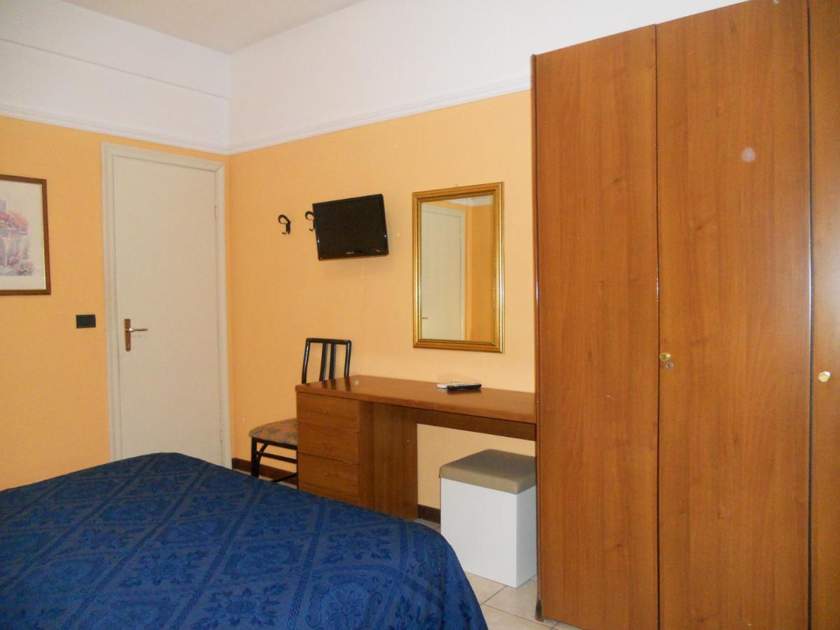 Hotel Salus Montecatini Terme Exterior photo