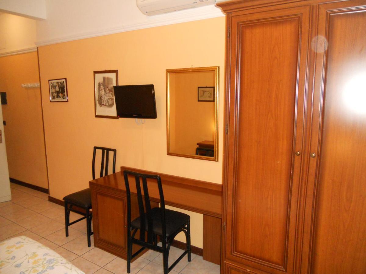 Hotel Salus Montecatini Terme Exterior photo