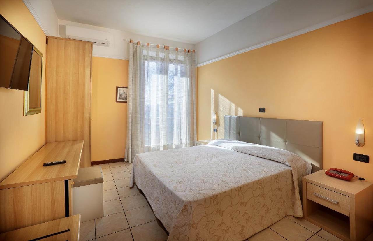 Hotel Salus Montecatini Terme Exterior photo